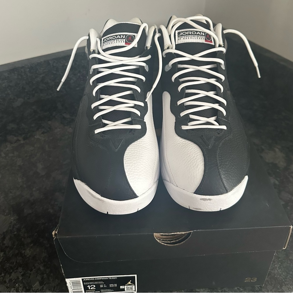 Jordan Jumpman Team 1